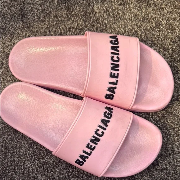 Balenciaga Light Pink Logo Slides - Picture 3 of 4